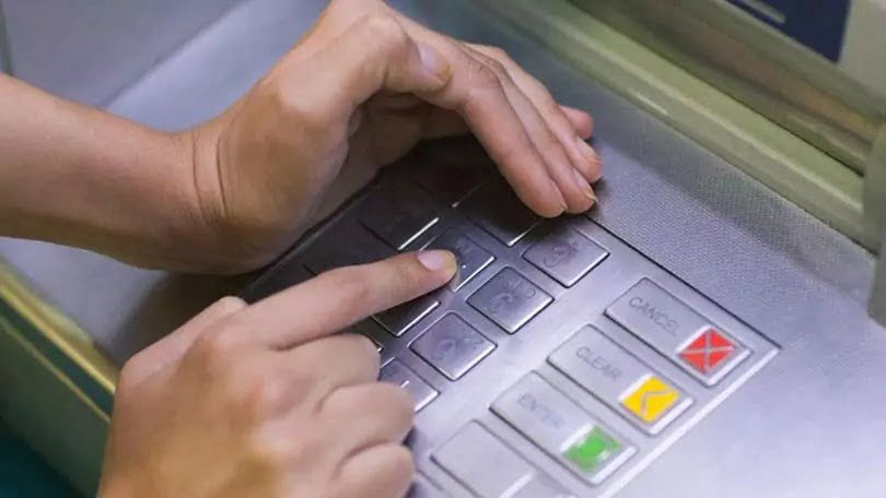 card-skimmer
