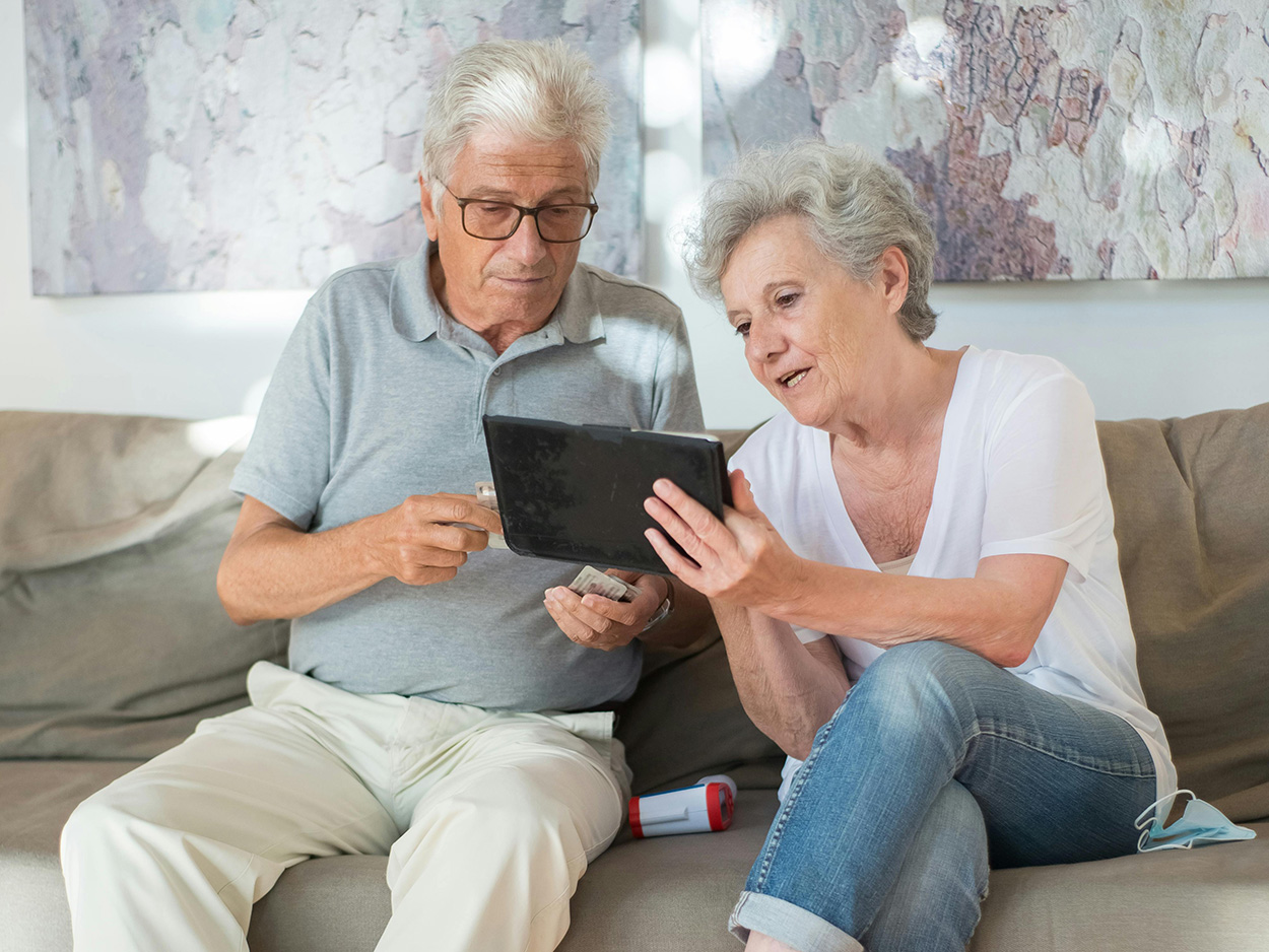 Why, When, and How to Help your Parents with Finances